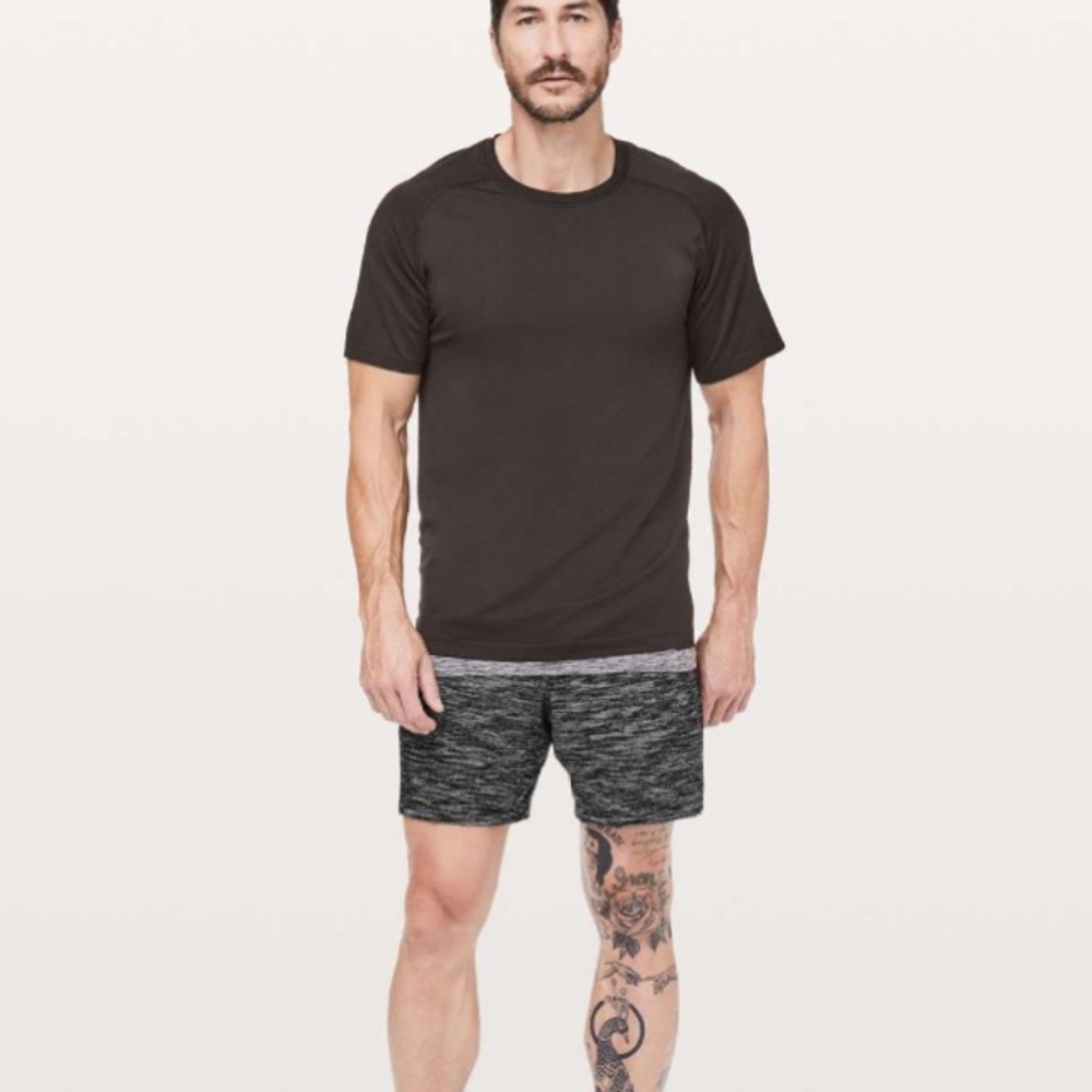 Lululemon Pace Breaker Short *Linerless 7” Size Small